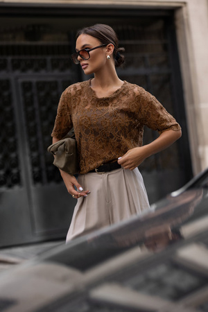 Bluzka Ivone karmelowa