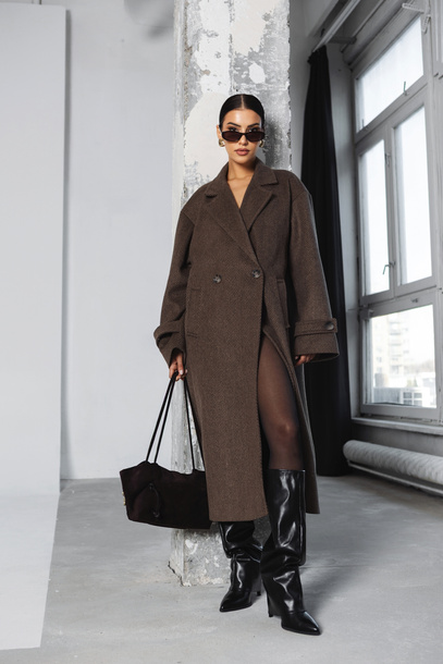 Płaszcz Lanzzo brązowy jodełka