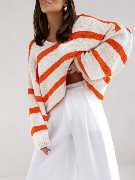 Sweter camy pomarańczowy