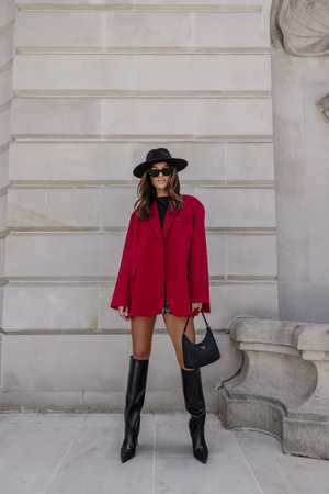 Marynarka Scarlet czerwona