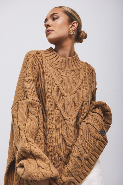 Sweter Vesta karmelowy