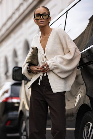 Sweter Odessa beżowy